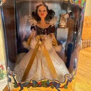 Barbie Snow White and the Seven Dwarfs
